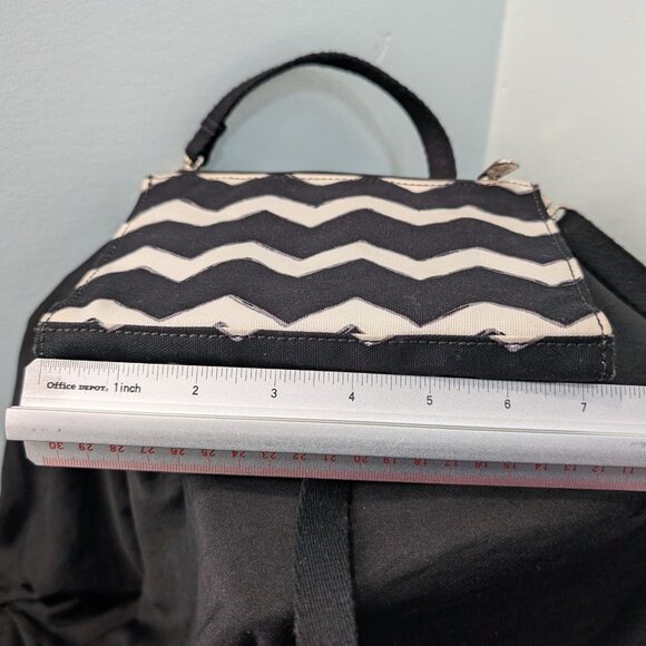 Black and White Thirty-one Crossbody - Picture 2 of 6